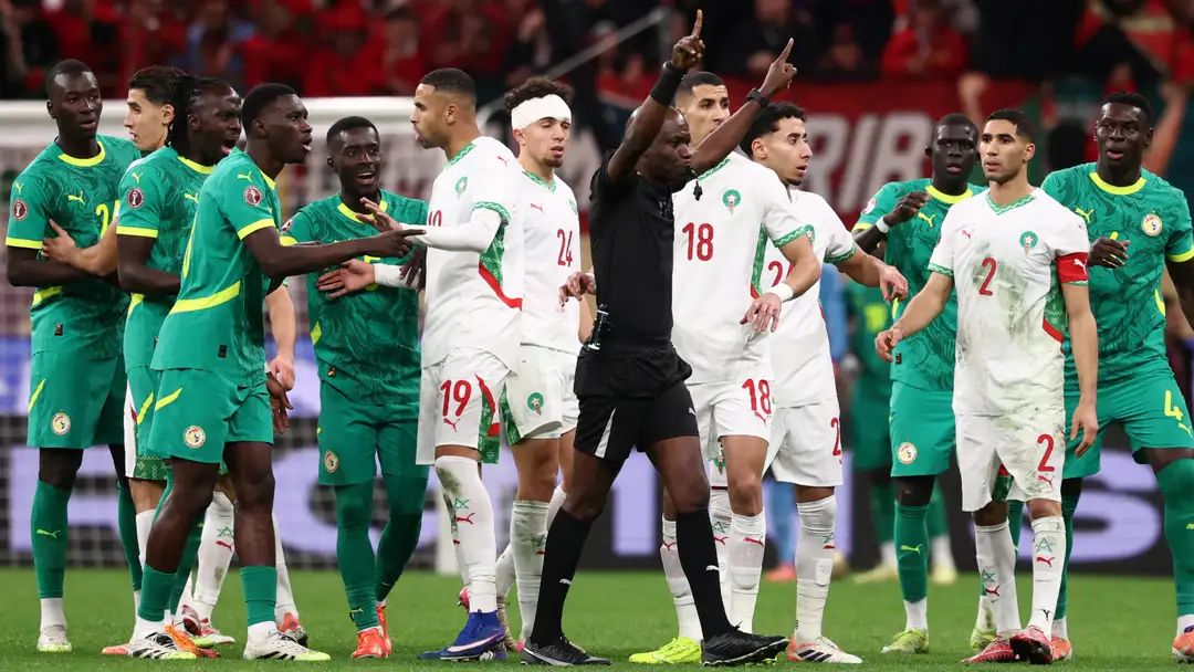 CAN 2025 : Maroc et Sénégal lourdement sanctionnés, arbitres épargnés