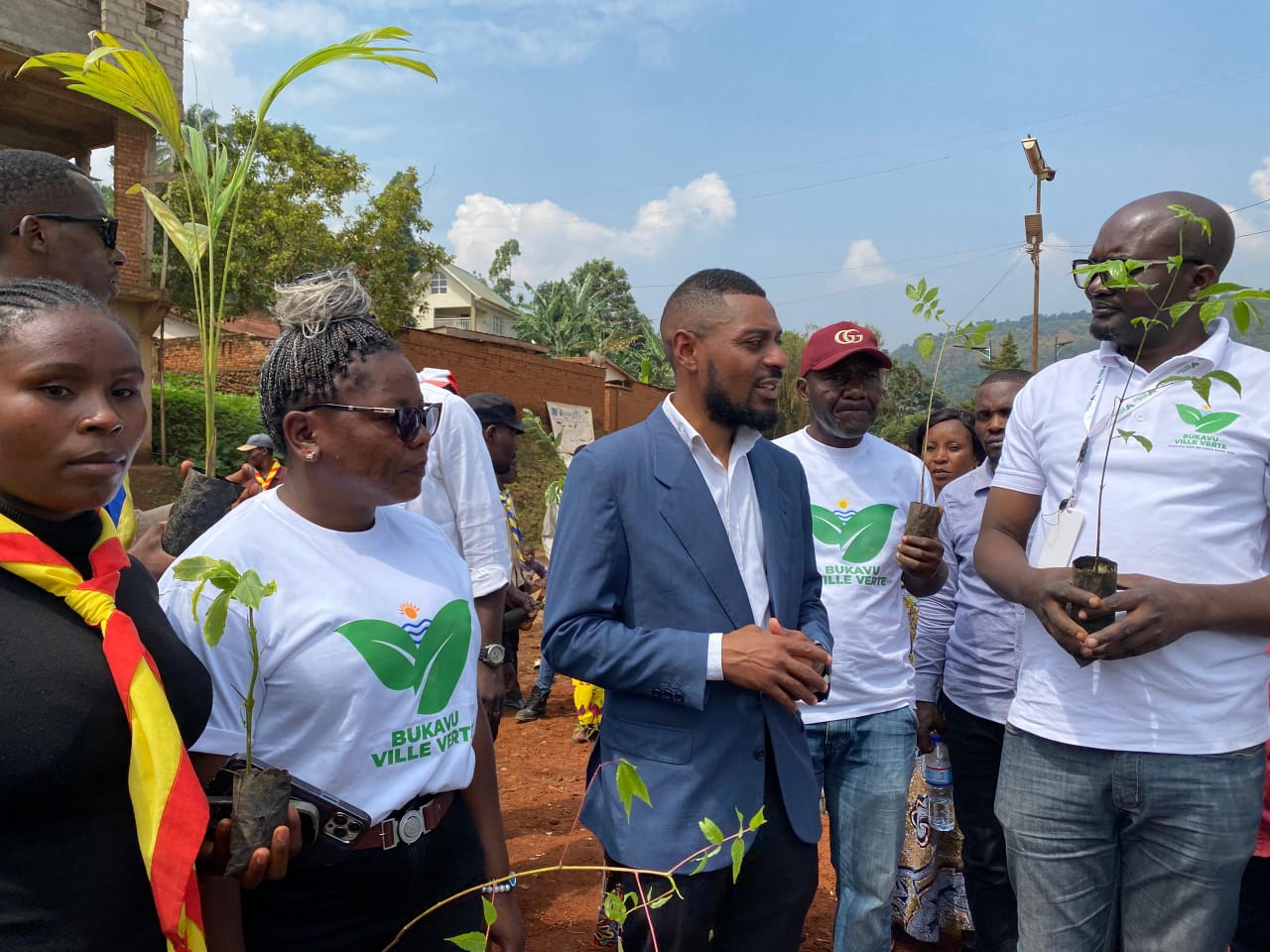 Bagira : 2 800 arbres plantés, la commune veut enraciner une culture verte