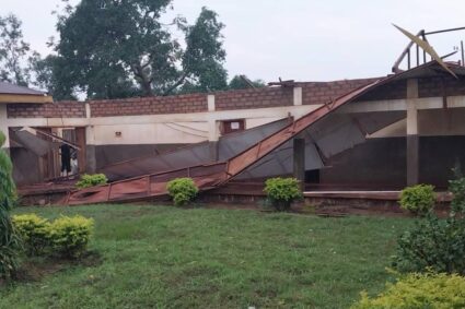 Kalehe : une pluie torrentielle endommage école et champs