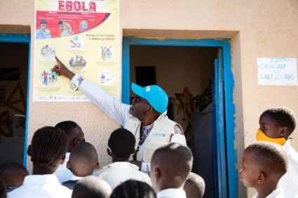 Nyangezi : des élèves sensibilisés aux signes et aux moyens de prévention d’Ebola